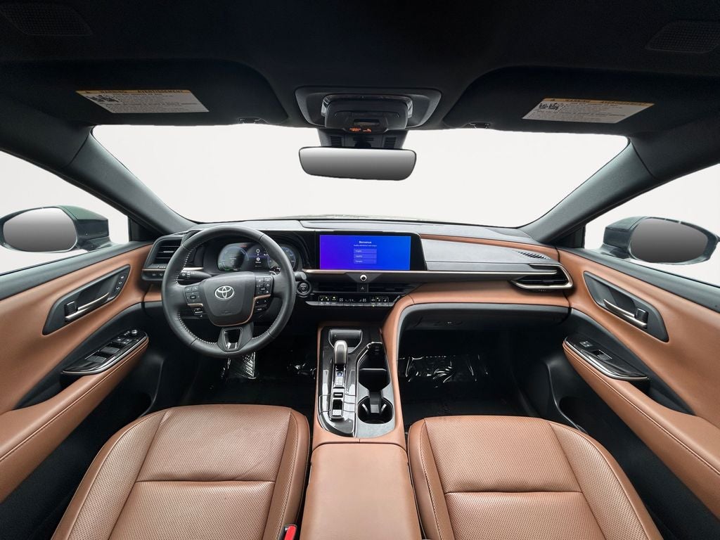 2025 Toyota CROWN SIGNIA XLE