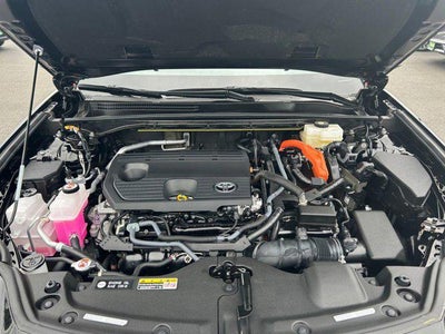 2025 Toyota CROWN SIGNIA XLE