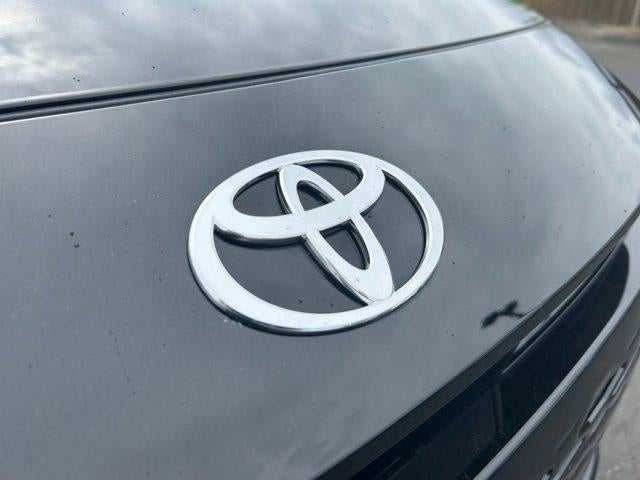 2025 Toyota CROWN SIGNIA XLE