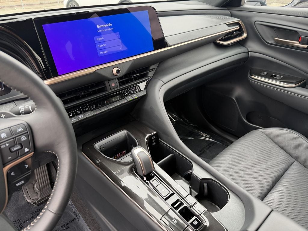 2025 Toyota Crown Signia XLE