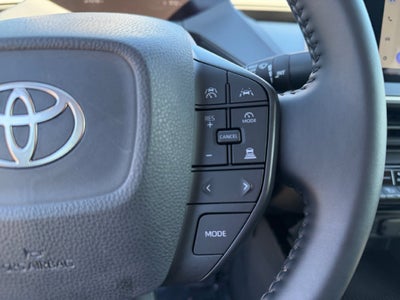 2025 Toyota Prius LE