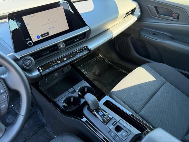 2025 Toyota Prius LE