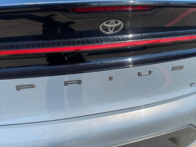 2025 Toyota Prius LE