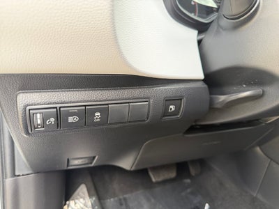 2025 Toyota Corolla Hybrid SE