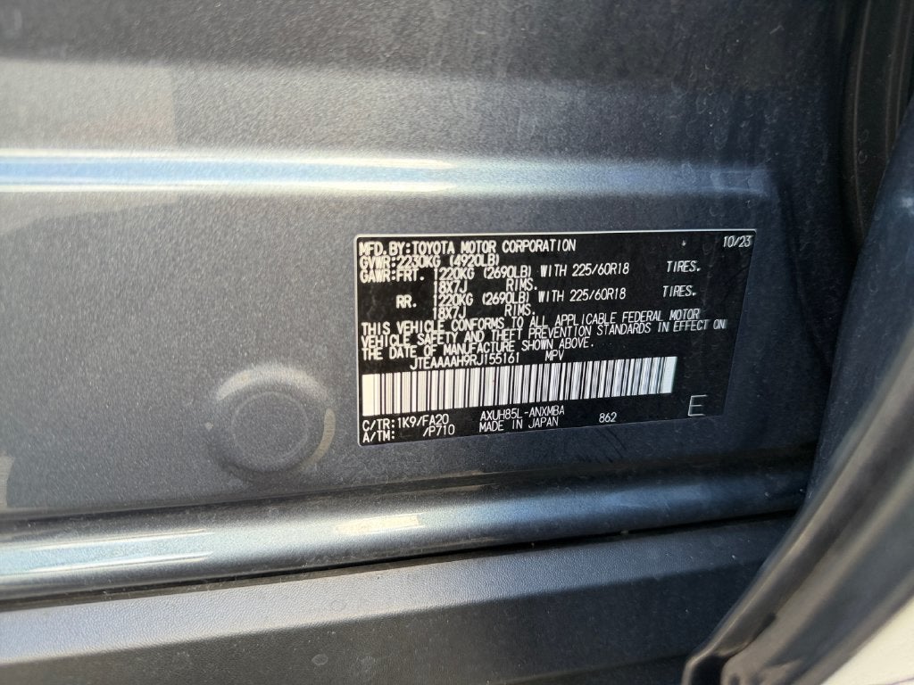 2024 Toyota Venza LE