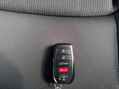2024 Toyota Venza LE