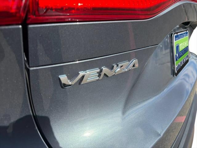 2024 Toyota Venza LE
