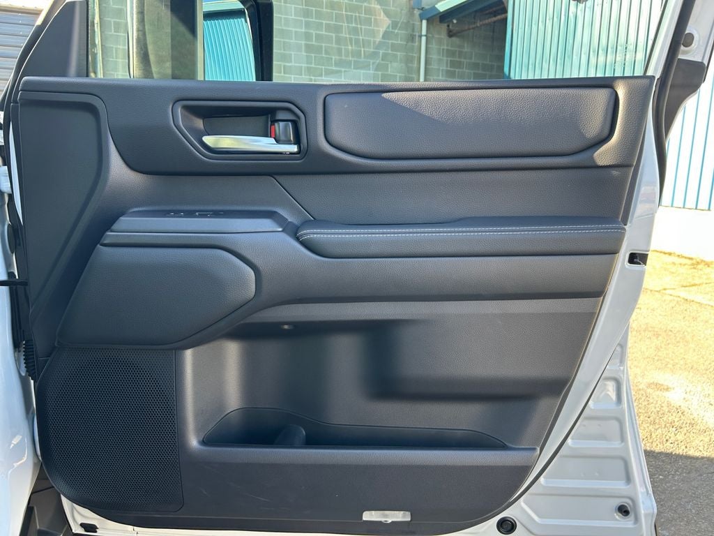 2025 Toyota Land Cruiser PREMIUM