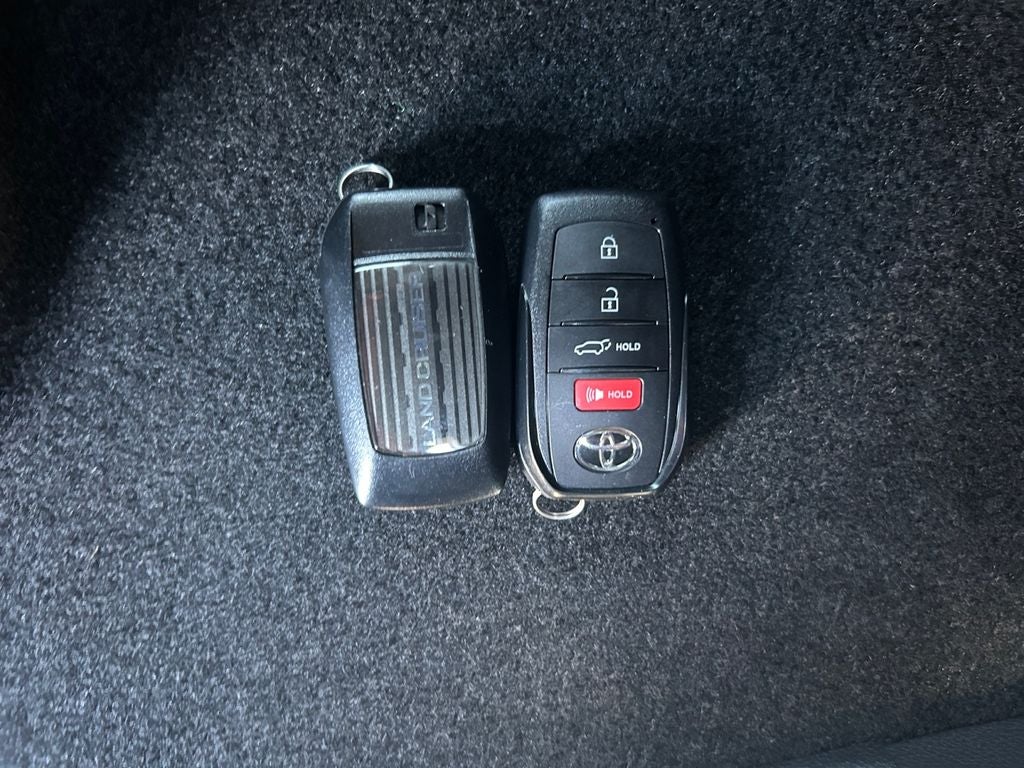 2025 Toyota Land Cruiser PREMIUM