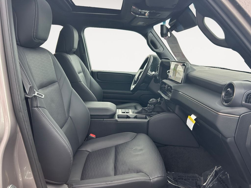 2025 Toyota Land Cruiser PREMIUM
