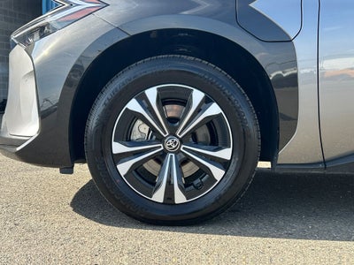 2023 Toyota bZ4X XLE 1 OWNER