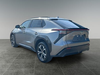 2023 Toyota bZ4X XLE 1 OWNER