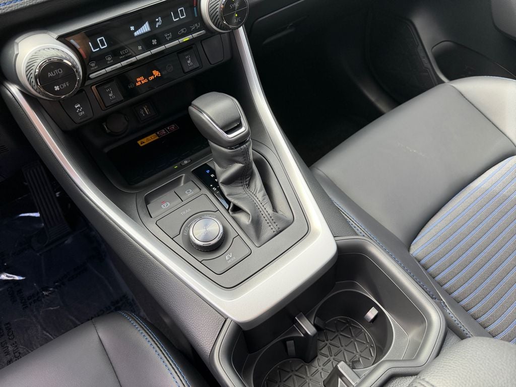 2025 Toyota RAV4 Hybrid XSE