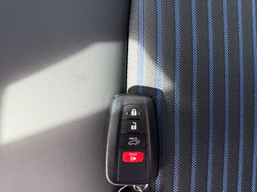 2025 Toyota RAV4 Hybrid XSE