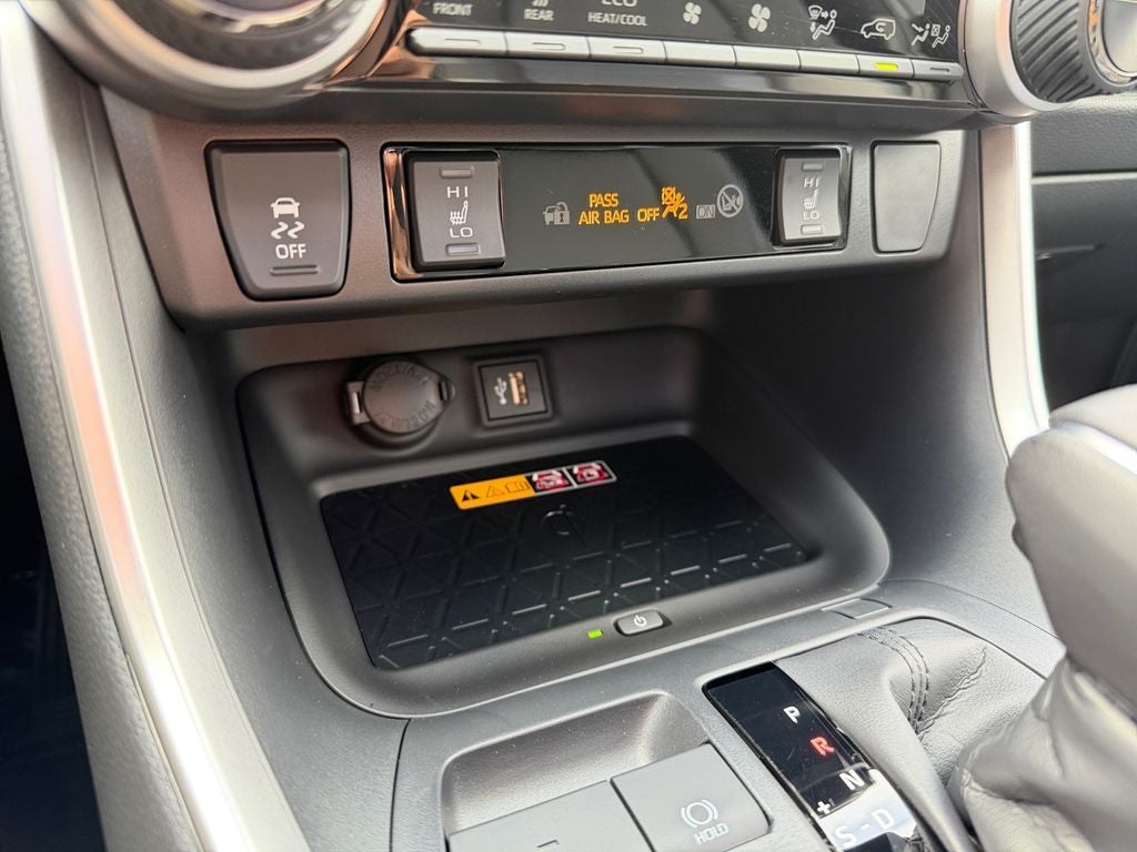 2025 Toyota RAV4 Hybrid XSE