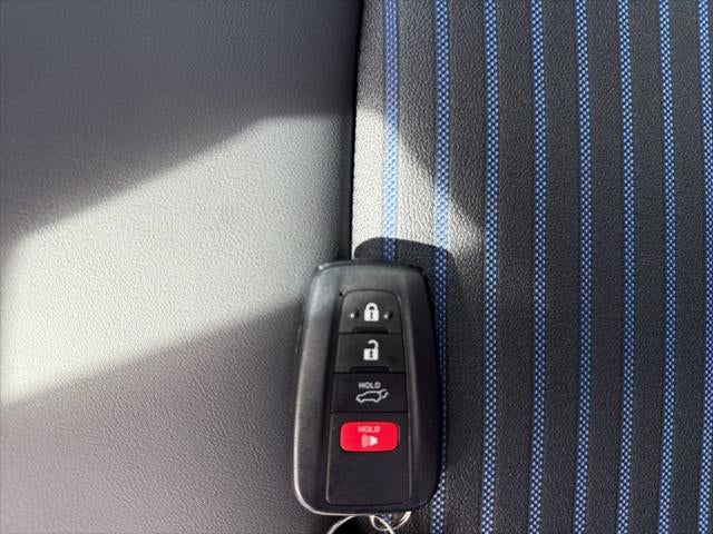 2025 Toyota RAV4 Hybrid XSE