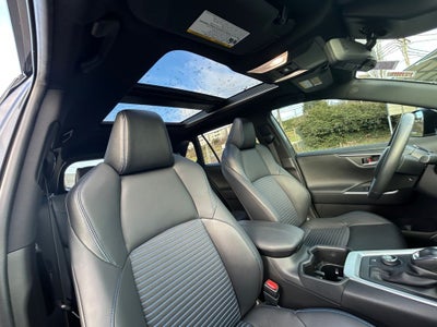 2022 Toyota RAV4 HYBRID XSE