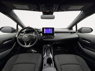 2025 Toyota Corolla Hatchback SE