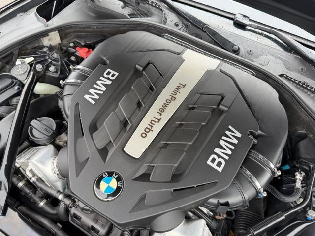 2012 BMW 5 Series 550i