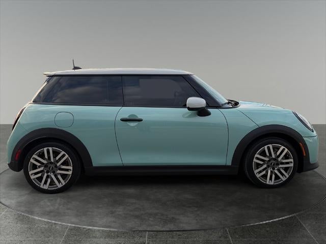 2025 MINI Cooper S Iconic