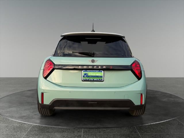 2025 MINI Cooper S Iconic