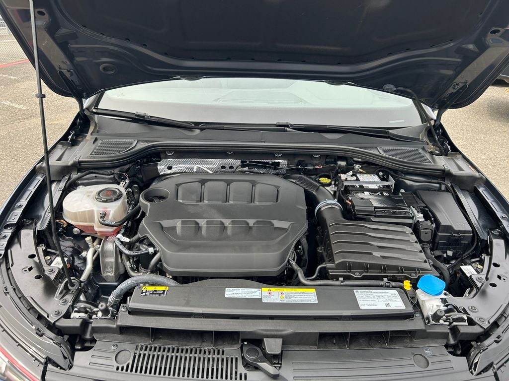2025 Volkswagen GTI 2.0T SE