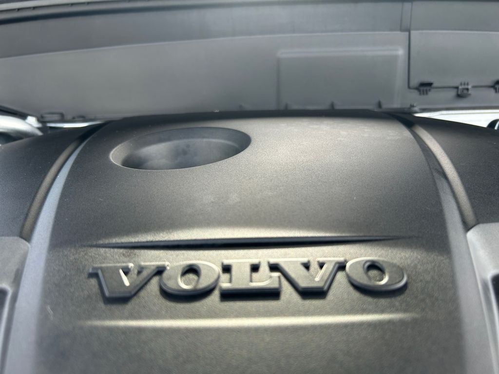 2018 Volvo XC90 T6 Momentum ONE OWNER