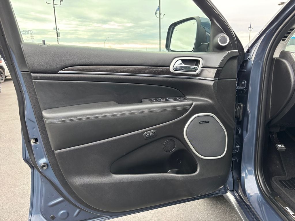 2020 Jeep Grand Cherokee Summit