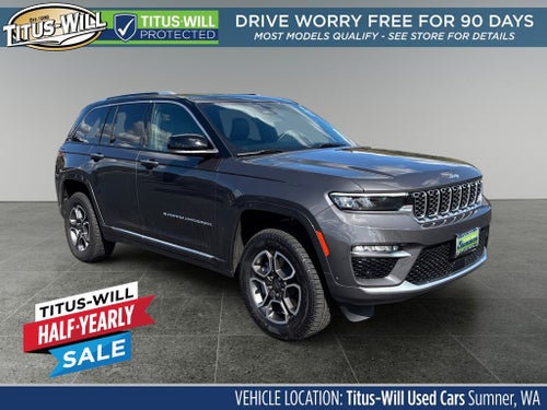2022 Jeep Grand Cherokee Base