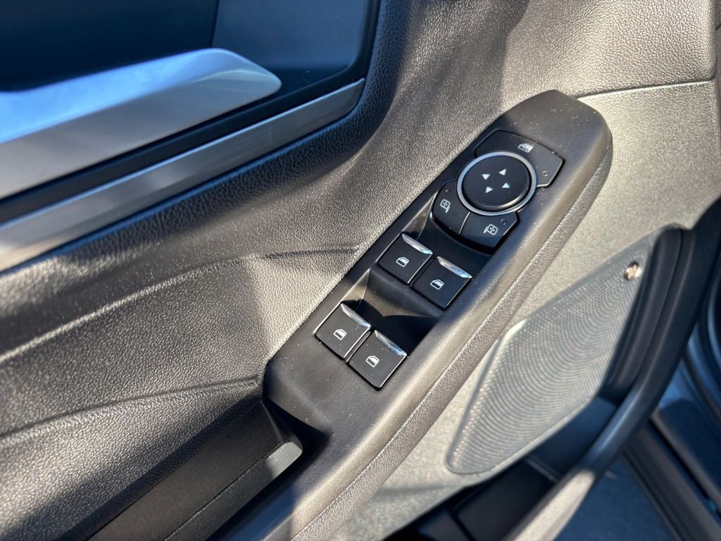 2021 Ford Escape Hybrid Titanium