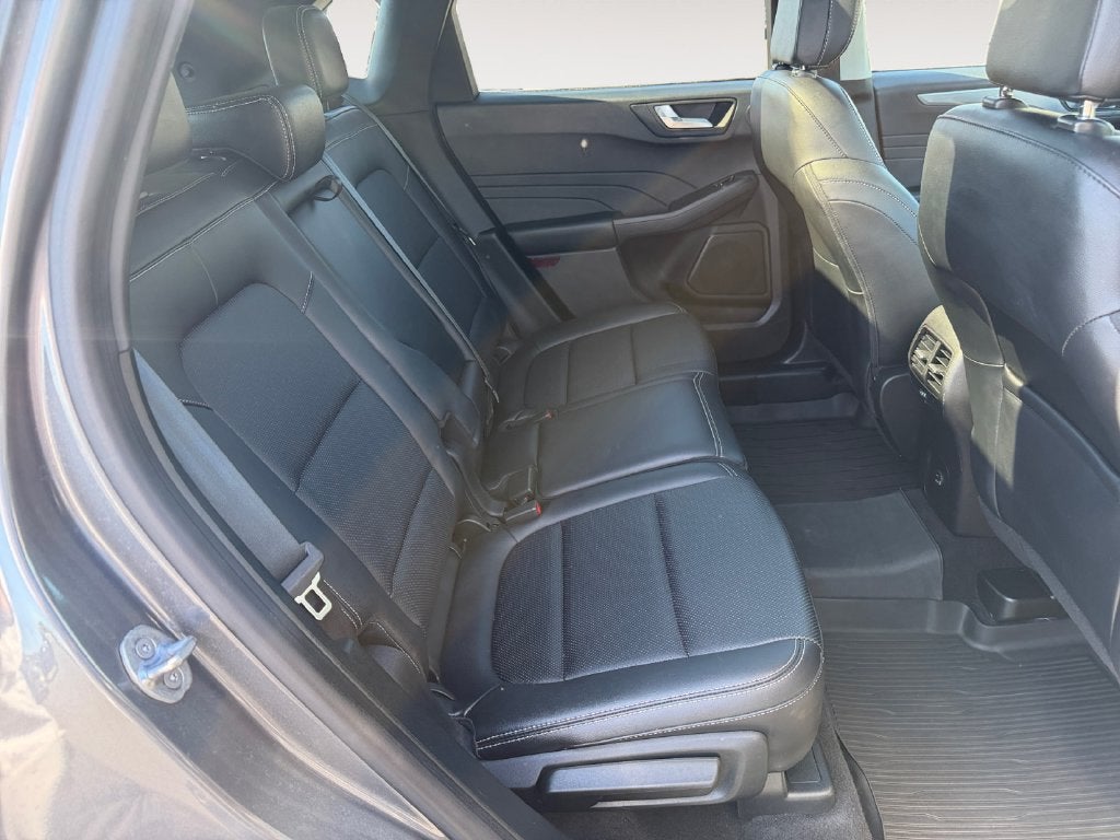 2021 Ford Escape Titanium