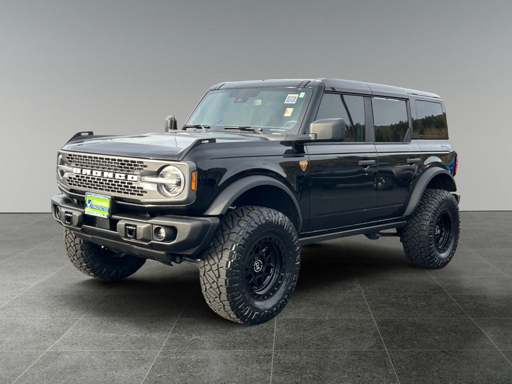 2025 Ford Bronco Badlands Lifted W/ Wheel & Tire Package