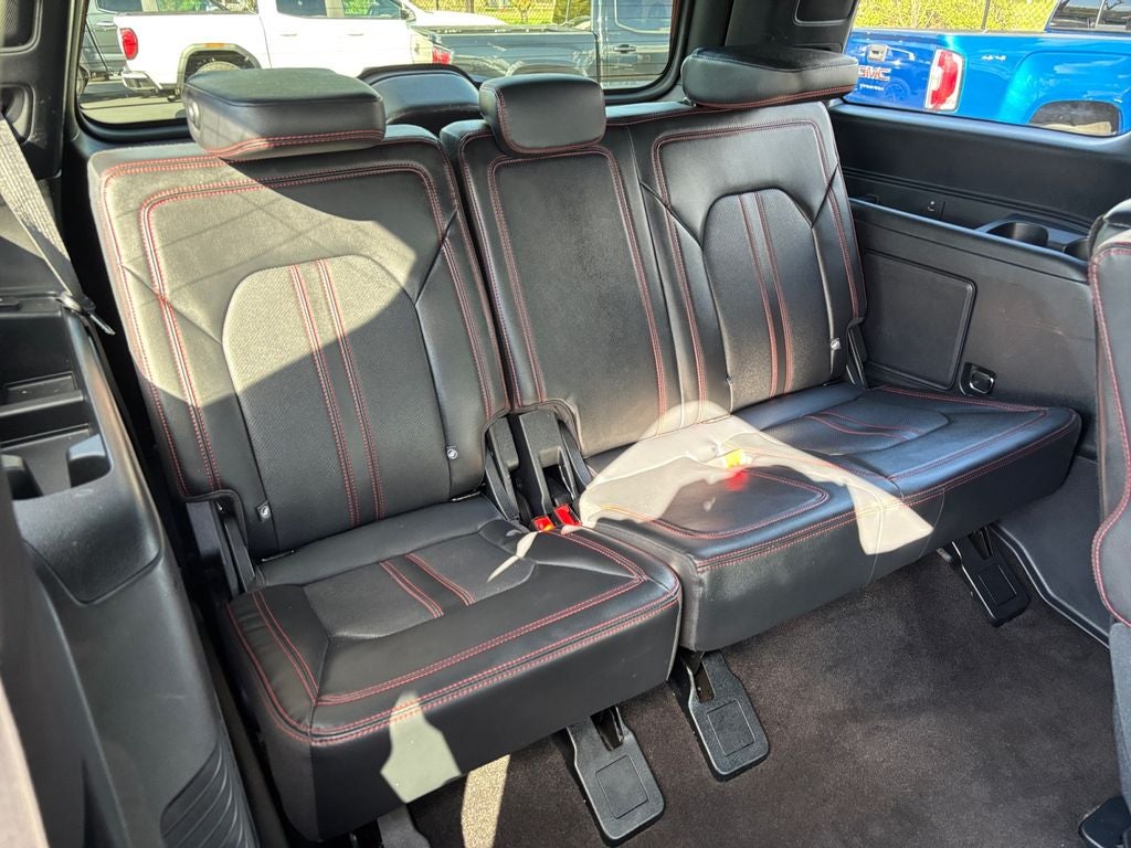 2023 Ford Expedition Limited Stealth Edition