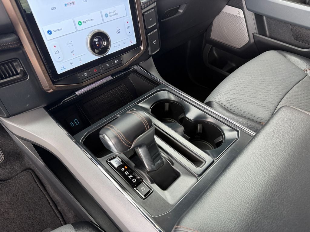 2024 Ford F-150 Lightning Lariat