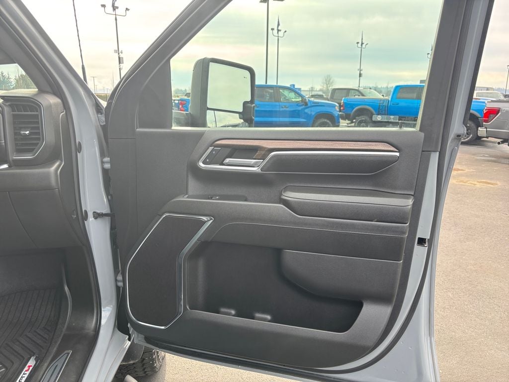 2024 Chevrolet Silverado 3500HD LT