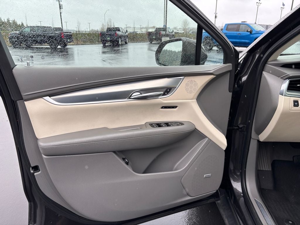 2019 Cadillac XT5 Premium Luxury