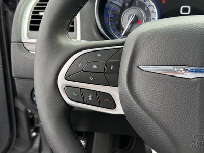 2022 Chrysler 300 Touring