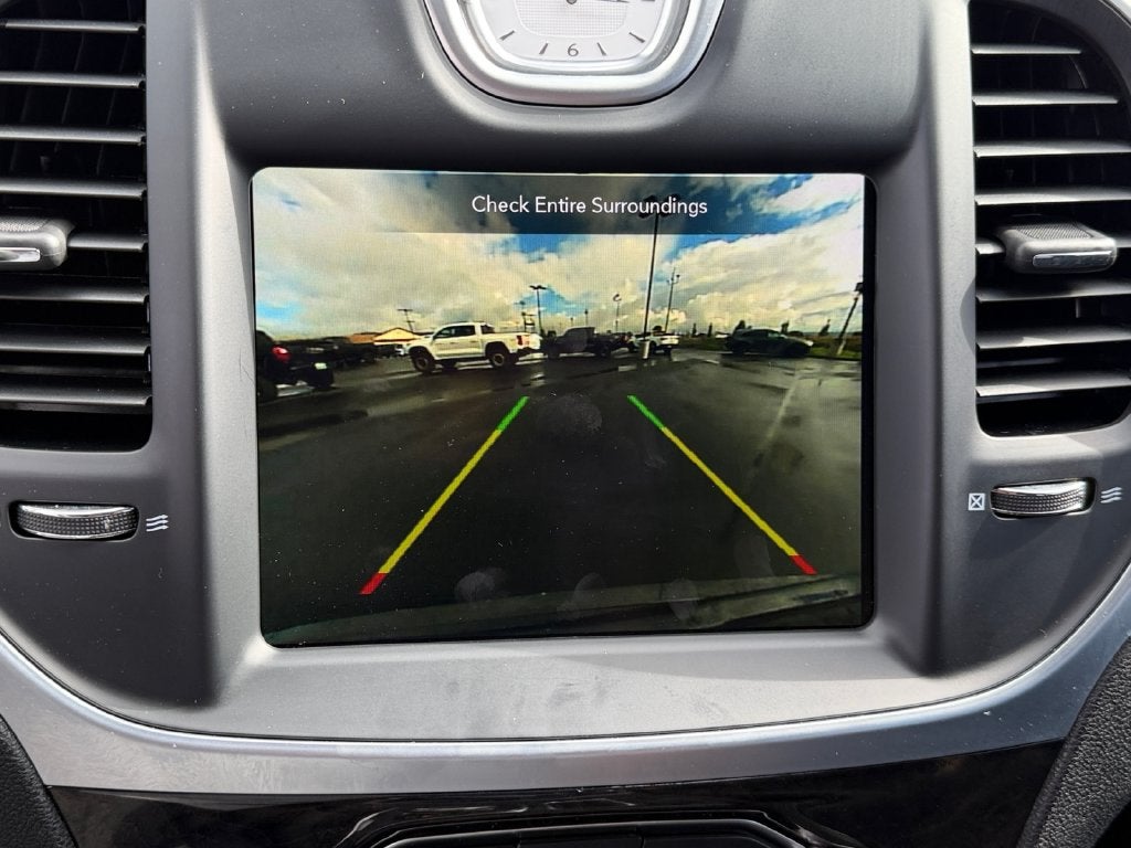 2022 Chrysler 300 Touring