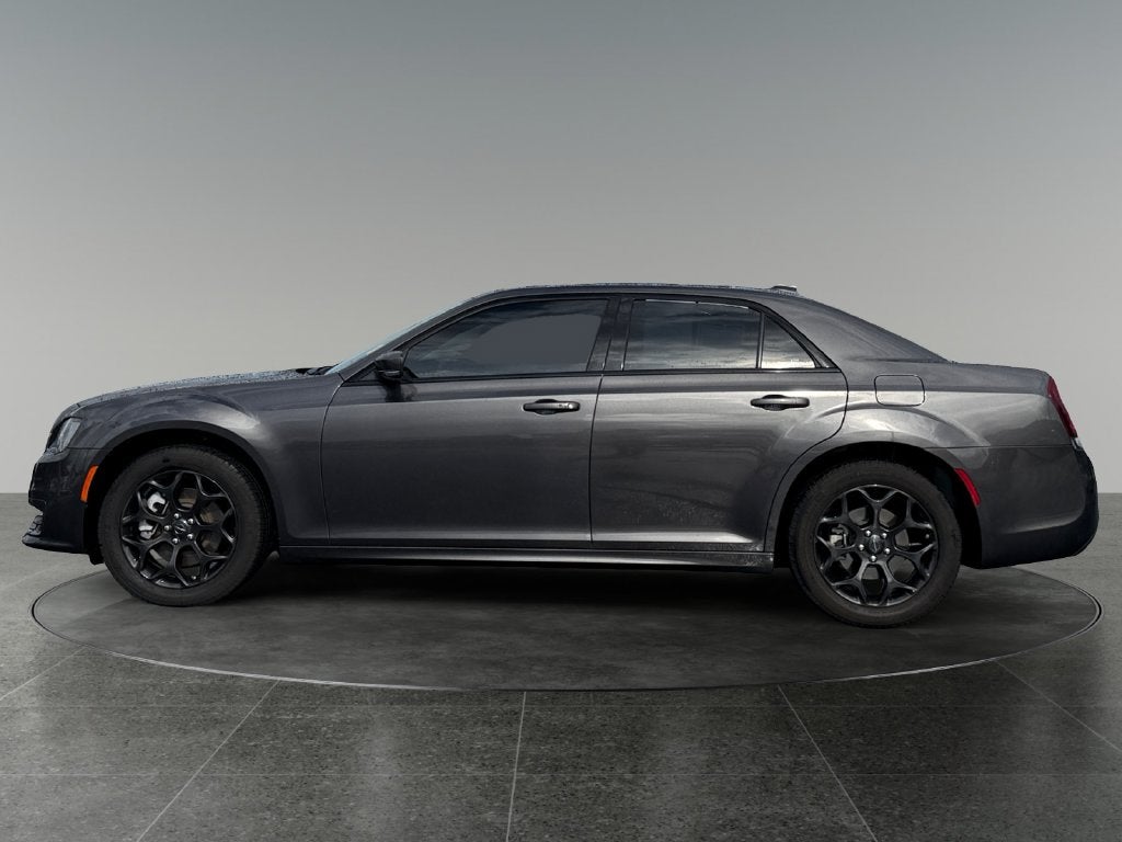 2022 Chrysler 300 Touring