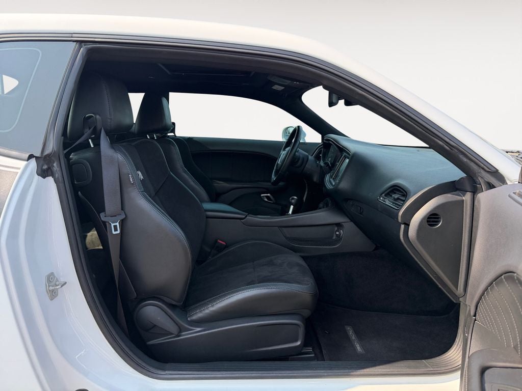 2017 Dodge Challenger R/T 6 speed manual
