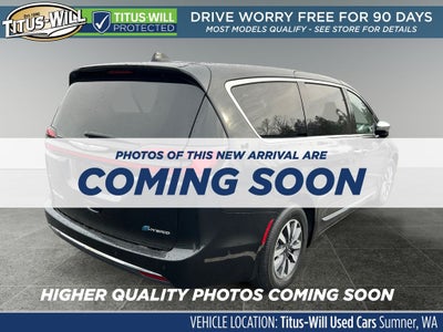 2023 Chrysler Pacifica Hybrid Limited