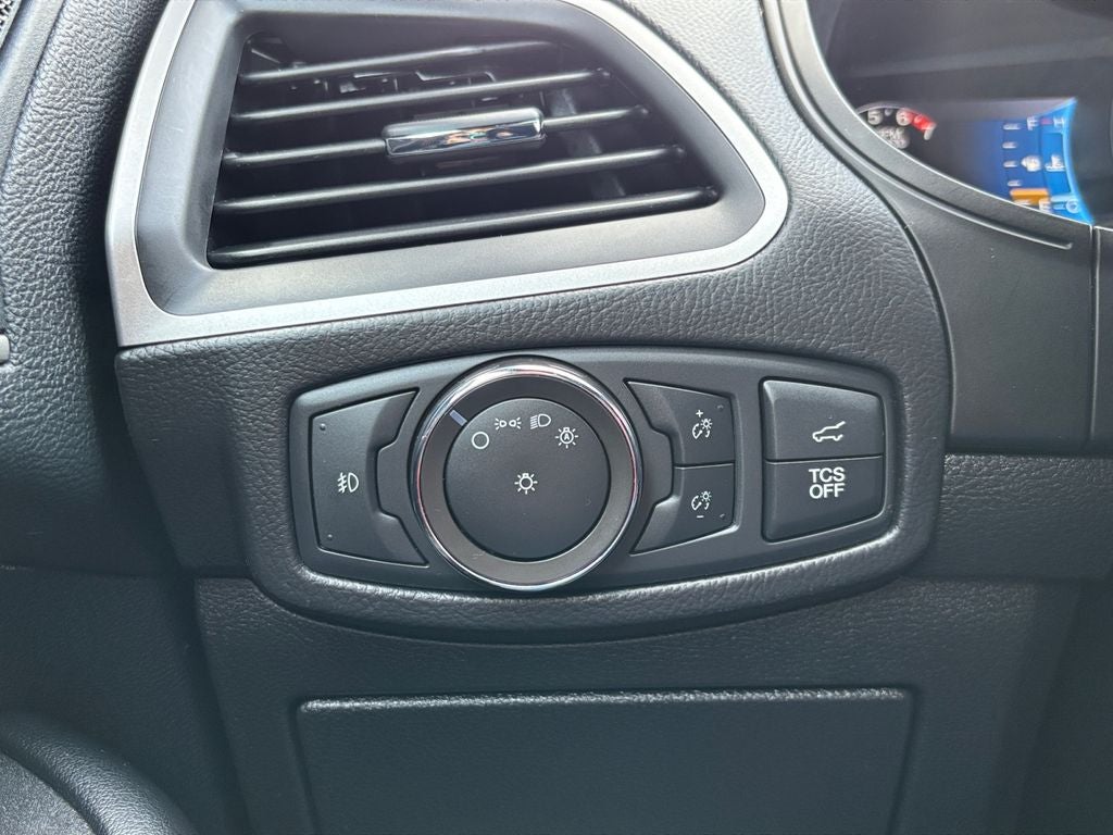 2022 Ford Edge ST Line