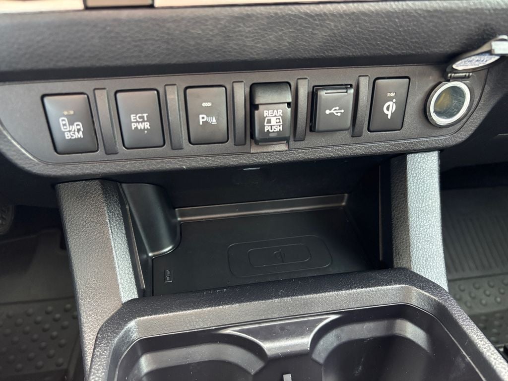 2022 Toyota Tacoma Limited V6