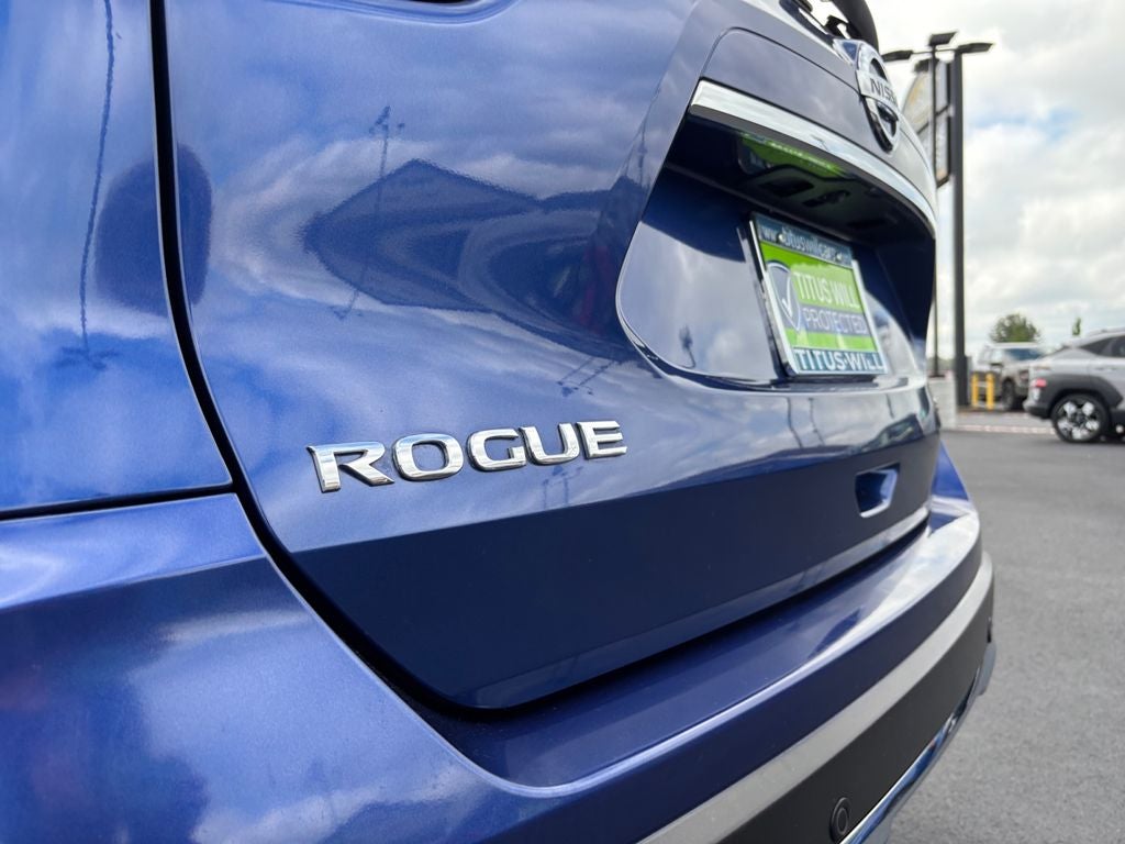 2020 Nissan Rogue SV
