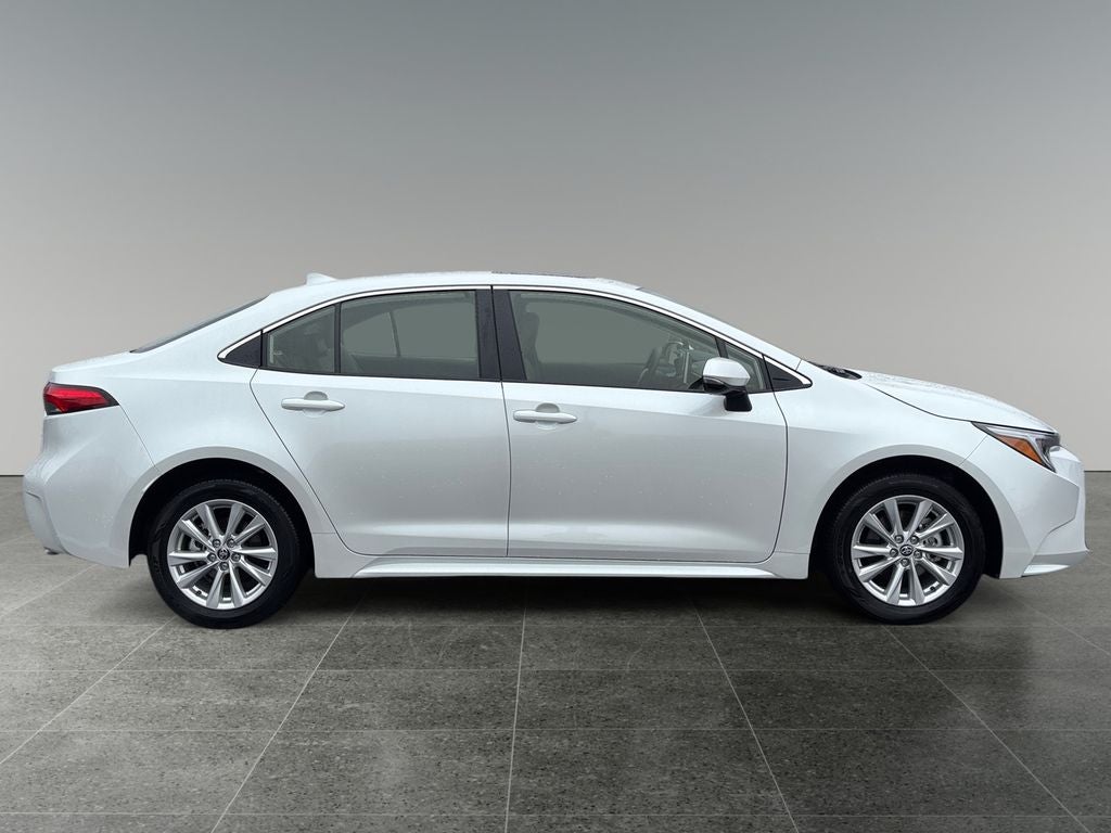 2023 Toyota Corolla Hybrid XLE