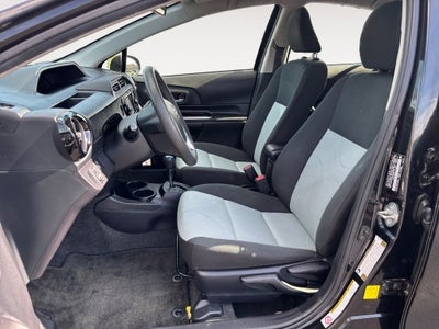 2016 Toyota Prius c Persona Series