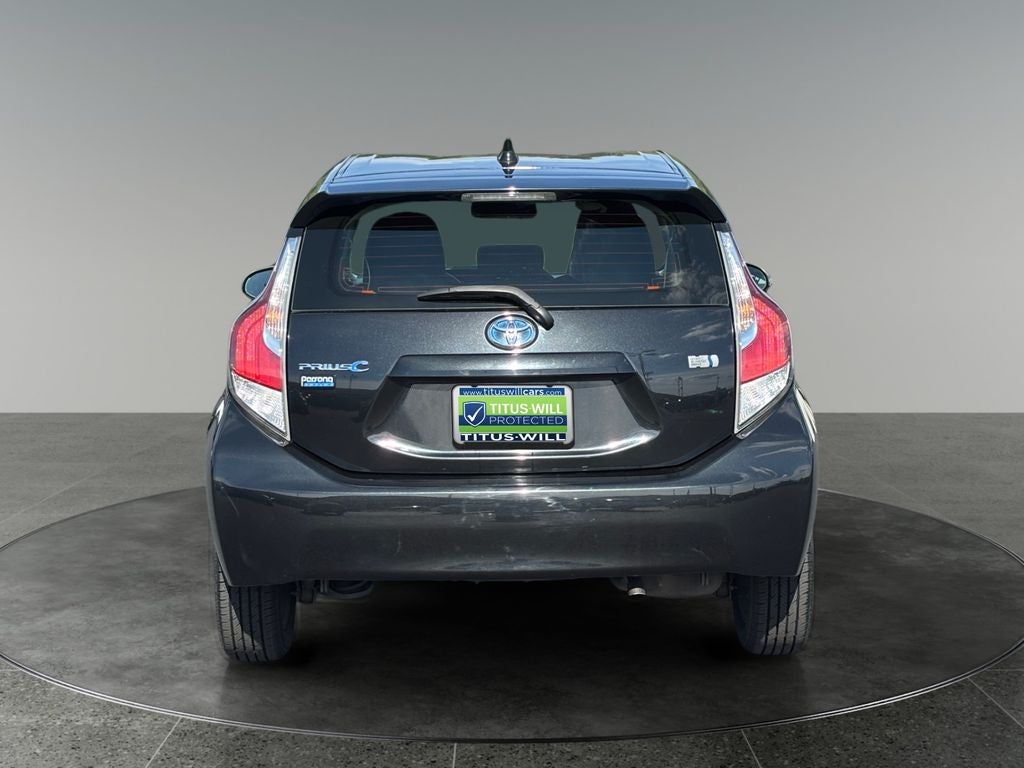 2016 Toyota Prius c Persona Series