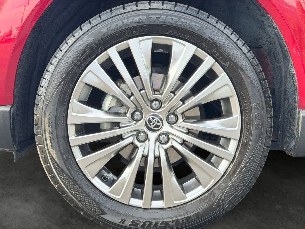 2021 Toyota Venza XLE