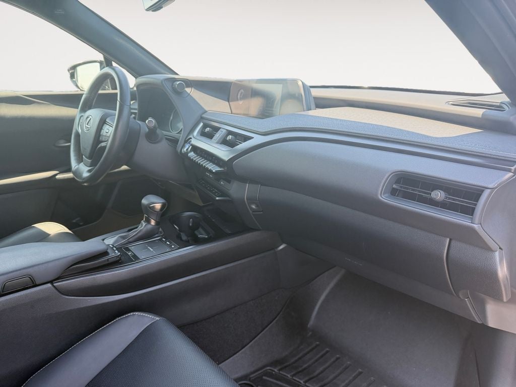 2022 Lexus UX 250h Base