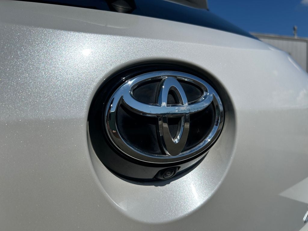 2024 Toyota Corolla Hatchback XSE